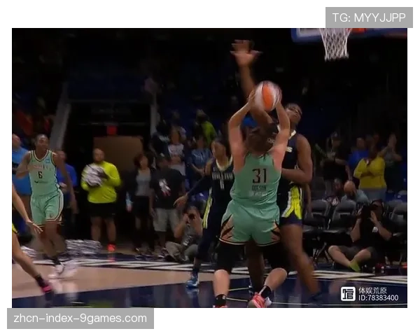 自由人约内斯库砍下三双,其中8次助攻来自守转攻阶段